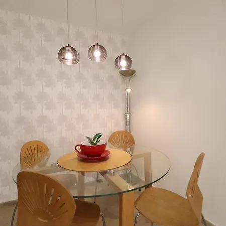 Ohana Beachfront Lägenhet Torre de Benagalbon